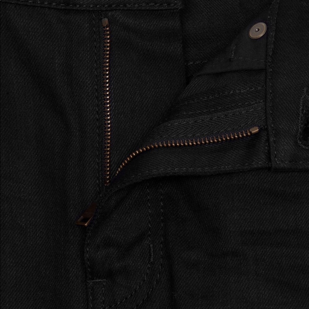 Yves Saint Laurent skinny jeans NWT Sz. 27